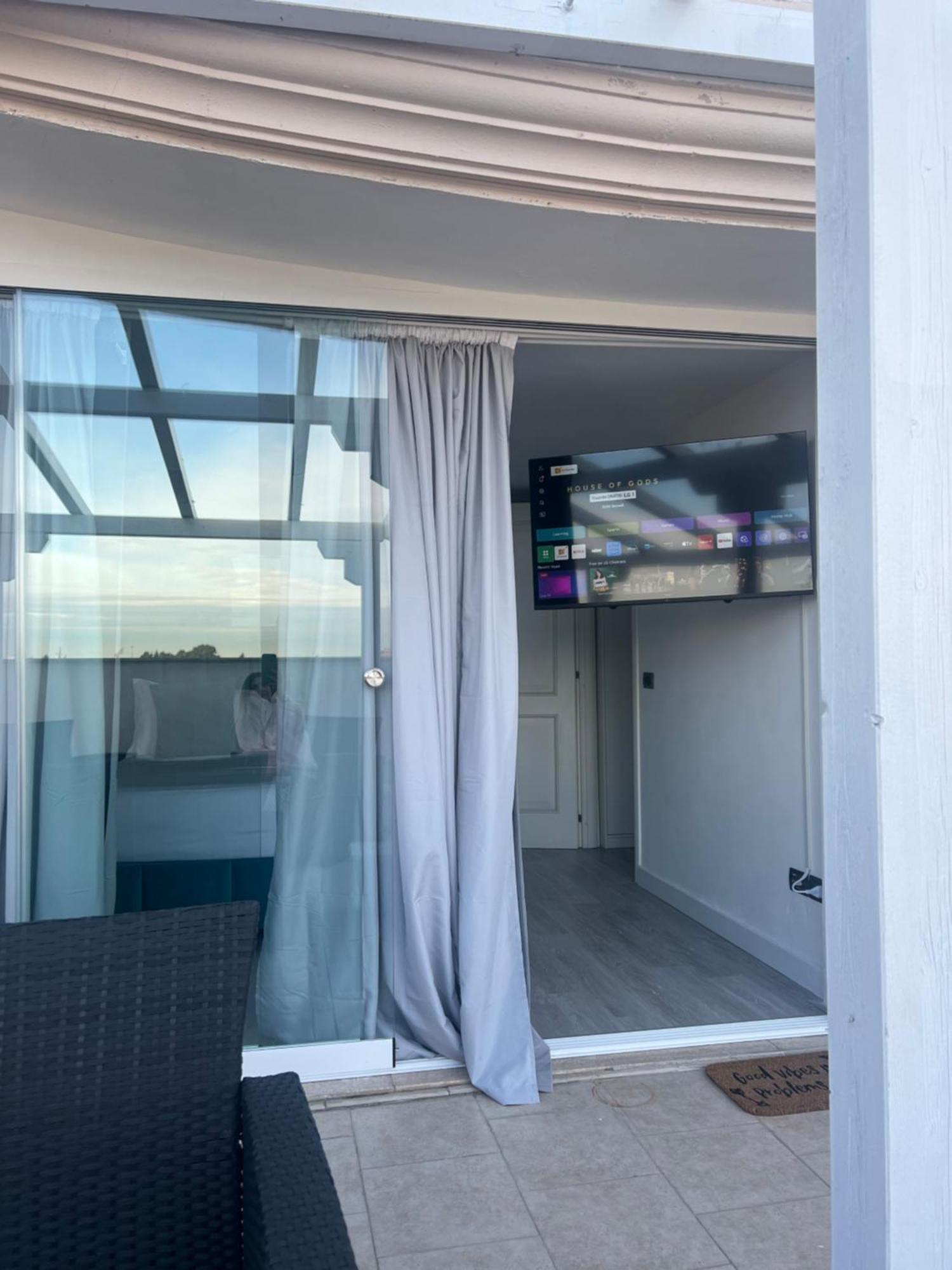 Mezzo Experience Holiday Home Eur Roma Exterior foto